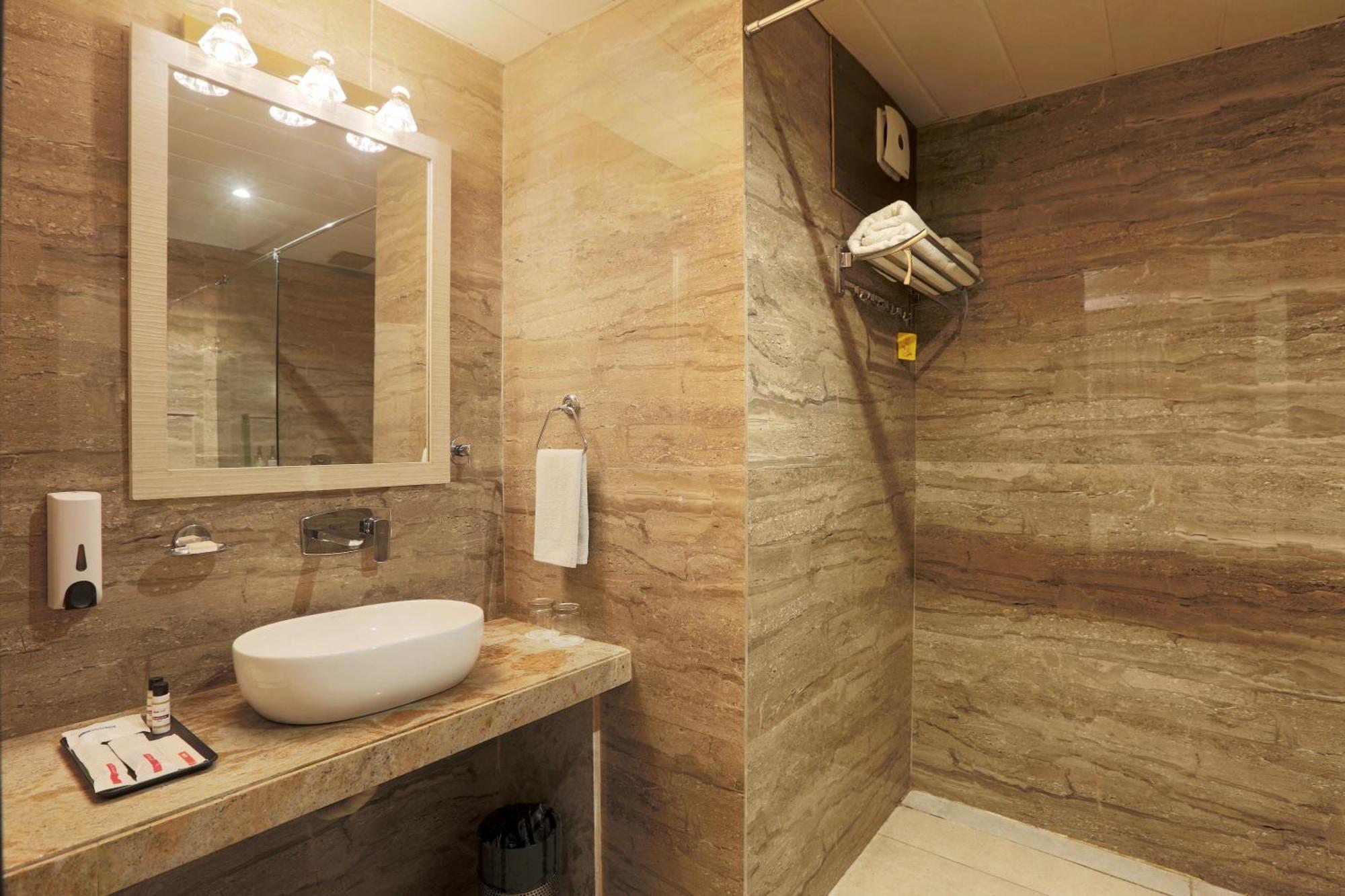 Hotel Aerostay Residency Igi Airport Delhi New Delhi Eksteriør bilde
